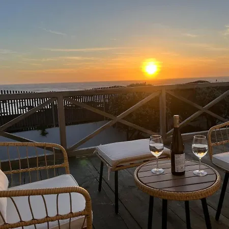 House Estrela Do Mar 度假居 *